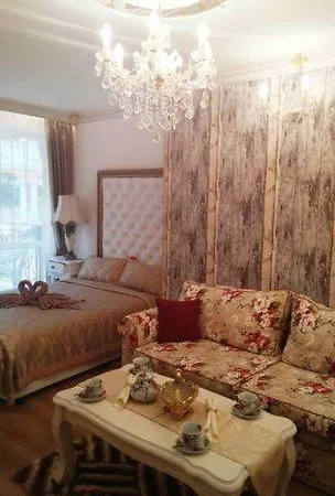 Апартамент Sweet Homes 3 *